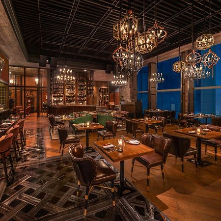 The St. Regis Mumbai Hotel Exterior foto The interior of the restaurant